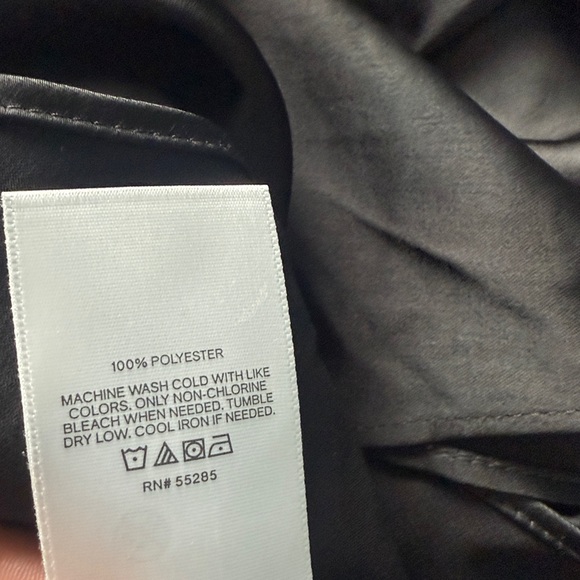 Express Black Blouse - Picture 7 of 10